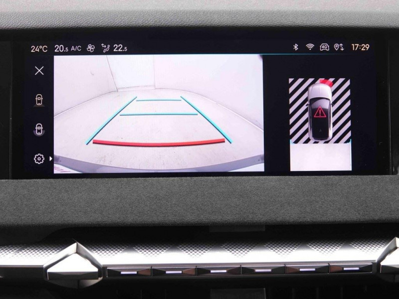 Photo 5 de l'offre de DS DS4 1.2 T 130 EAT8 Performance Line à 26205€ chez Carlyss automobiles Vitré