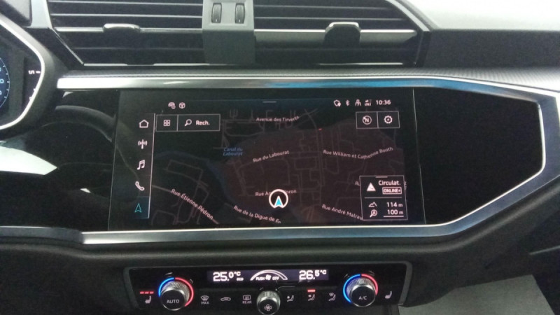 Photo 13 de l'offre de AUDI Q3 Sportback Q3 Sportback 35 TDI 150 ch S tronic 7 S line à 39598€ chez Carlyss automobiles Vitré