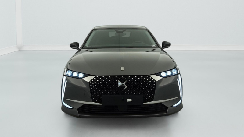 Photo 2 de l'offre de DS DS4 PureTech 130 EAT8 Rivoli à 25010€ chez Carlyss automobiles Vitré