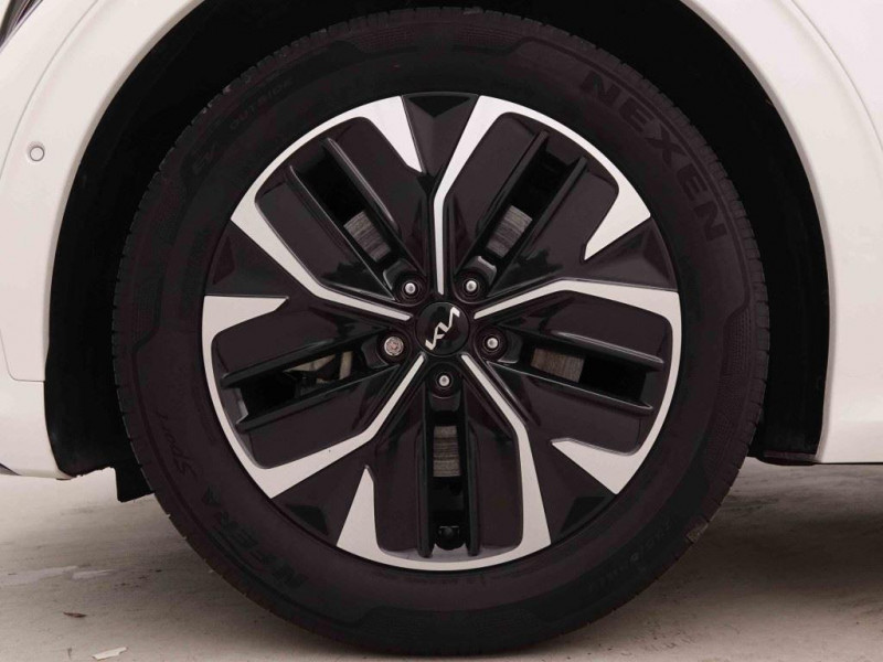 Photo 27 de l'offre de Kia EV6 229 GT-Line à 37597€ chez Carlyss automobiles Vitré