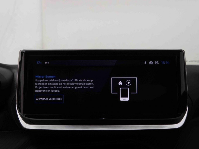 Photo 14 de l'offre de PEUGEOT 2008 1.2 HYBRID 145 eDCS6 Allure à 28698€ chez Carlyss automobiles Vitré