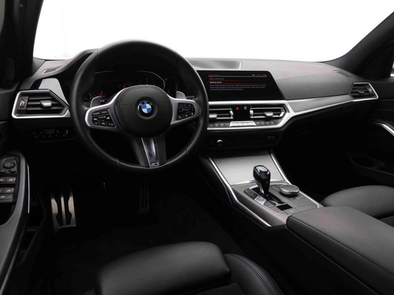 Photo 5 de l'offre de Bmw 3 330i Touring Steptronic M-Pack à 46965€ chez Carlyss automobiles Vitré