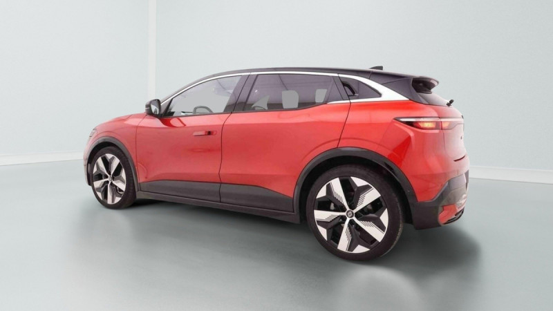 Photo 2 de l'offre de RENAULT Mégane 40 kWh E-TECH R130 Boost Charge à 24718€ chez Carlyss automobiles Vitré