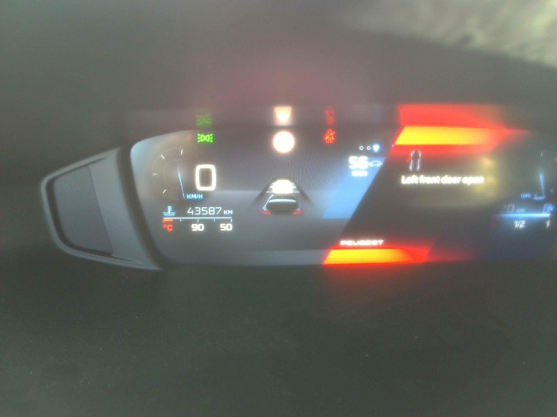 Photo 4 de l'offre de PEUGEOT 308 PureTech 130ch S&S BVM6 Allure à 19198€ chez Carlyss automobiles Vitré