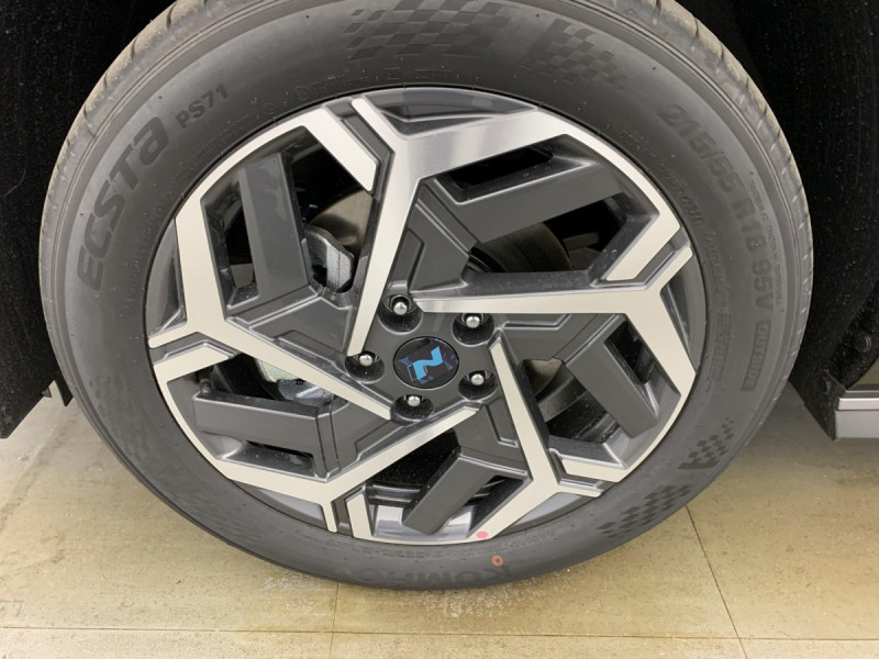 Photo 21 de l'offre de HYUNDAI KONA HYBRID 129 CREATIVE N Line à 28518€ chez Carlyss automobiles Vitré