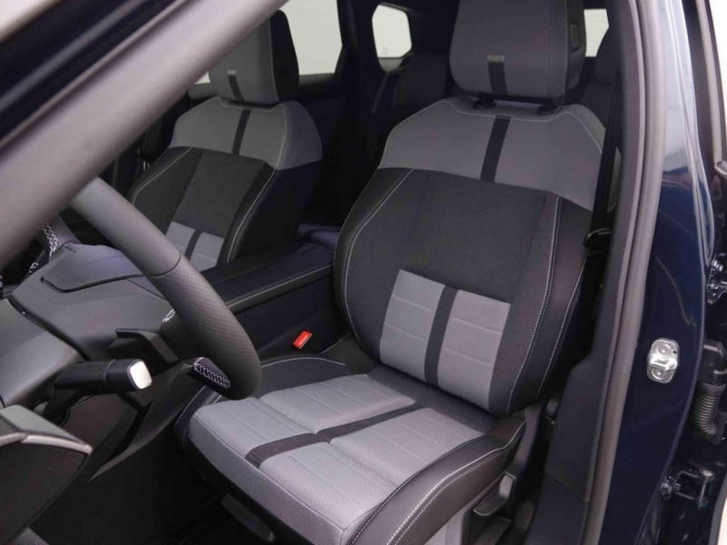 Photo 3 de l'offre de OPEL Grandland 1.2 T Hybrid 145 GS à 35402€ chez Carlyss automobiles Vitré