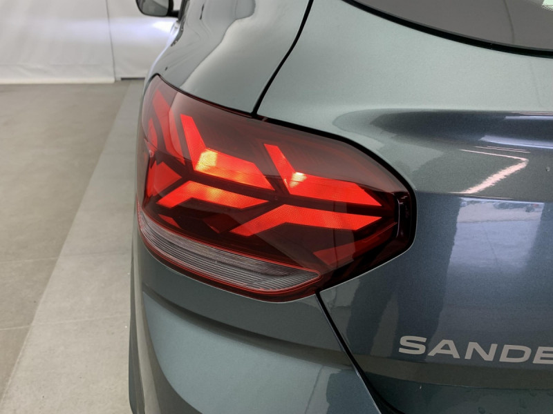 Photo 13 de l'offre de DACIA Sandero ECO-G 100 GSR2 Expression à 15998€ chez Carlyss automobiles Vitré