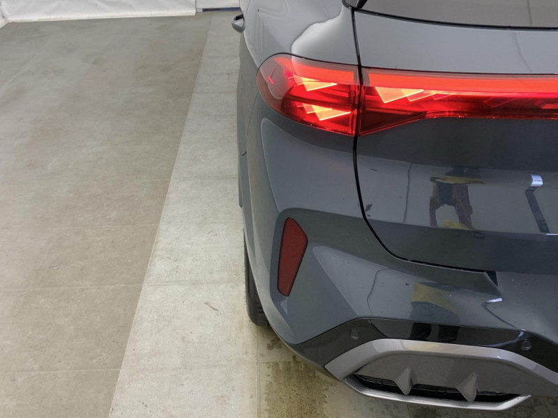 Photo 17 de l'offre de Cupra Terramar 1.5 eHybrid 204 ch DSG6 V à 41998€ chez Carlyss automobiles Vitré