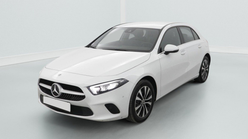 Photo 1 de l'offre de MERCEDES-BENZ CLASSE A Classe A 250 e 8G-DCT Style Line à 29598€ chez Carlyss automobiles Vitré