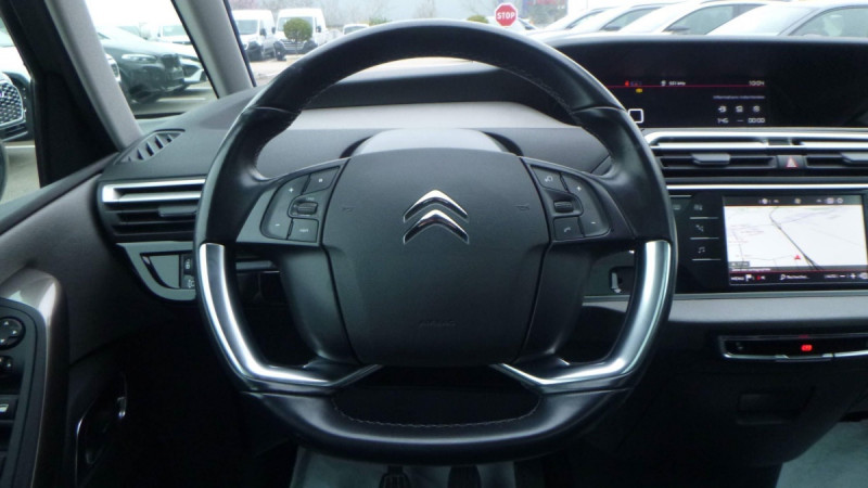 Photo 8 de l'offre de CITROEN C4 Spacetourer C4 Spacetourer PureTech 130 S&S Shine à 15698€ chez Carlyss automobiles Vitré