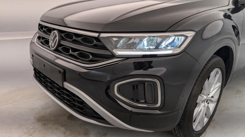 Photo 21 de l'offre de VOLKSWAGEN T-roc 1.0 TSI 110 Start/Stop BVM6 Life à 21460€ chez Carlyss automobiles Vitré