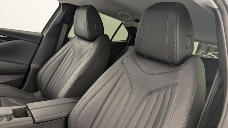 Photo 16 de l'offre de DS DS4 PureTech 130 EAT8 Rivoli à 23466€ chez Carlyss automobiles Vitré