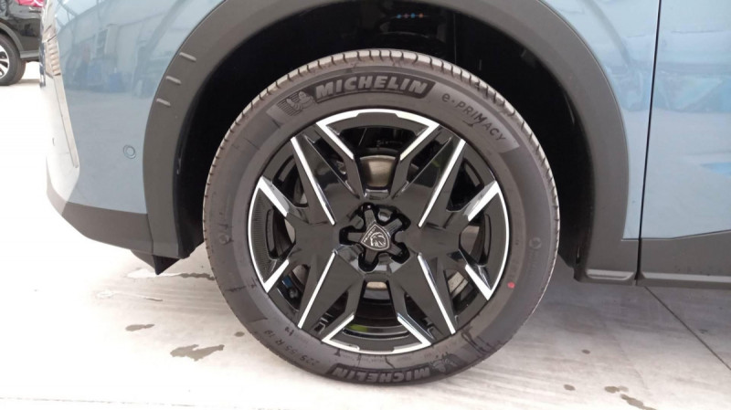 Photo 9 de l'offre de PEUGEOT 3008 Hybrid 136 e-DCS6 GT à 33898€ chez Carlyss automobiles Vitré