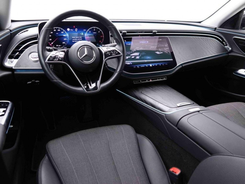 Photo 7 de l'offre de MERCEDES-BENZ CLASSE E BREAK E220D 9G-TRONIC AVANTGARDE LINE à 47361€ chez Carlyss automobiles Vitré