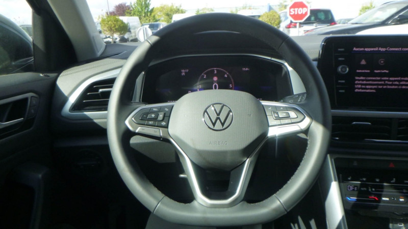 Photo 12 de l'offre de VOLKSWAGEN T-roc T-Roc 2.0 TDI 150 Start/Stop DSG7 VW Edition à 34398€ chez Carlyss automobiles Vitré