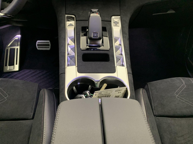 Photo 17 de l'offre de DS DS7 BlueHDi 130 EAT8 Pallas à 33598€ chez Carlyss automobiles Vitré