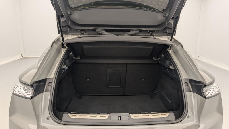 Photo 11 de l'offre de DS DS4 PureTech 130 EAT8 Performance Line+ à 24110€ chez Carlyss automobiles Vitré