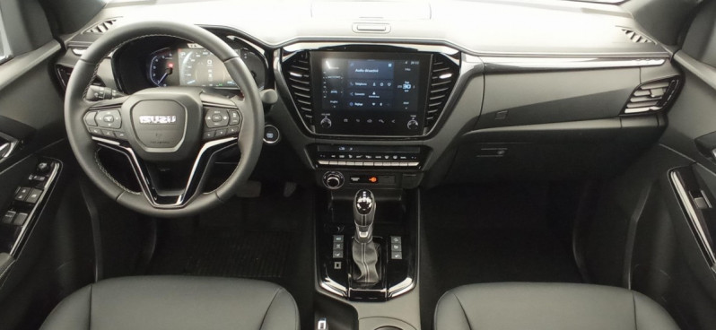 Photo 10 de l'offre de ISUZU D-MAX 1.9 4X4 SPACE CAB N60 NSPORT  AT à 45846€ chez Carlyss automobiles Vitré