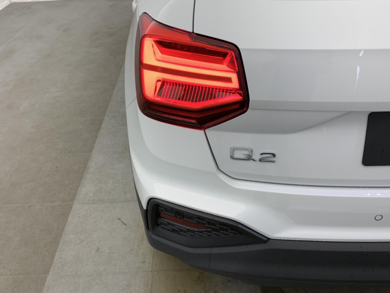 Photo 11 de l'offre de AUDI Q2 35 TFSI 150 S tronic 7 Design à 37098€ chez Carlyss automobiles Vitré