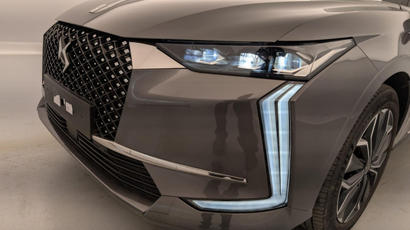 Photo 21 de l'offre de DS DS4 PureTech 130 EAT8 Rivoli à 24143€ chez Carlyss automobiles Vitré