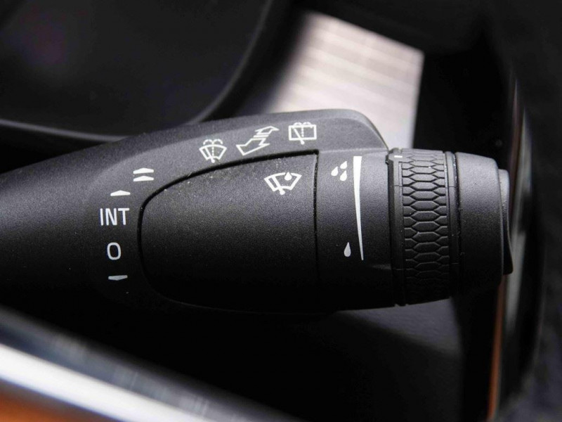 Photo 20 de l'offre de VOLVO XC40 1.5 T4 Recharge 211 PHEV Inscription à 31702€ chez Carlyss automobiles Vitré