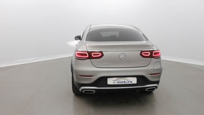 Photo 32 de l'offre de MERCEDES-BENZ GLC COUPE GLC COUPÉ 300 E 9G-TRONIC 4MATIC AMG LINE à 53198€ chez Carlyss automobiles Vitré