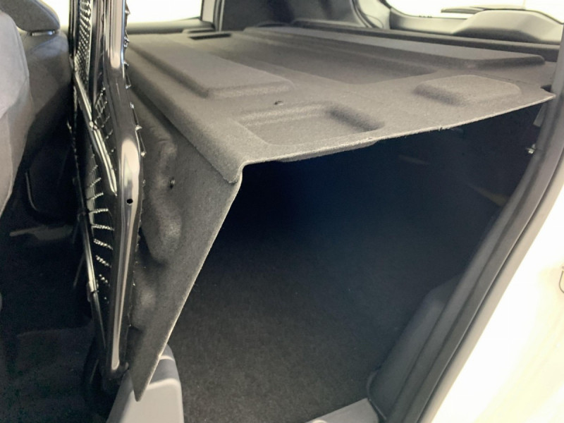 Photo 19 de l'offre de Citroën C3 SOCIETE NOUVELLE TURBO 100 BVM PRO à 15597€ chez Carlyss automobiles Vitré