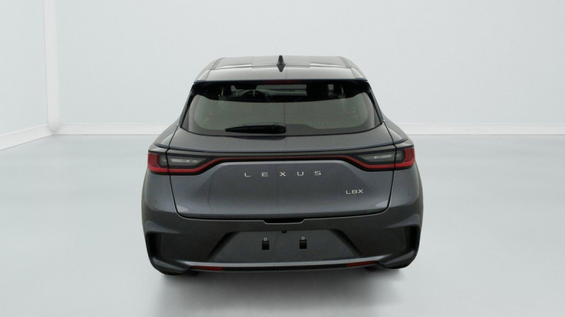 Photo 5 de l'offre de Lexus LBX 2WD Business à 31998€ chez Carlyss automobiles Vitré