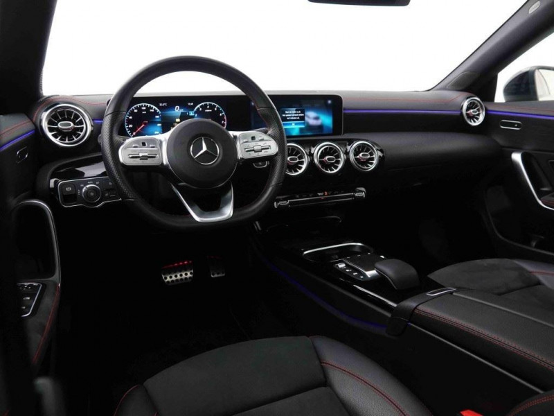 Photo 6 de l'offre de MERCEDES-BENZ CLA 200 163 DCT Shooting Brake AMG-Line à 37129€ chez Carlyss automobiles Vitré