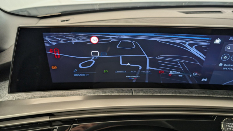 Photo 22 de l'offre de PEUGEOT 3008 NOUVEAU HYBRID 136 E-DCS6 ALLURE à 29379€ chez Carlyss automobiles Vitré