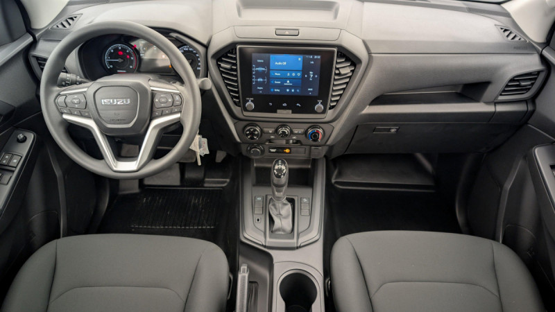Photo 11 de l'offre de ISUZU D-MAX 1.9 4X4 SPACE CAB N60 B+ AT à 38686€ chez Carlyss automobiles Vitré