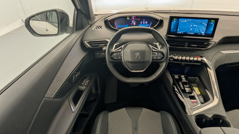Photo 13 de l'offre de PEUGEOT 3008 Hybrid 225 e-EAT8 Allure Pack à 24793€ chez Carlyss automobiles Vitré