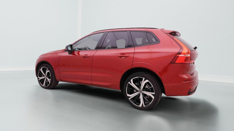 Photo 2 de l'offre de VOLVO XC60 2.0 B4 197 Geartronic Plus Dark à 51165€ chez Carlyss automobiles Vitré