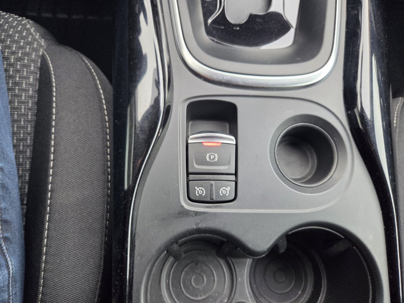 Photo 19 de l'offre de RENAULT Kadjar Business Blue dCi 115 EDC à 13990€ chez Carlyss automobiles Vitré