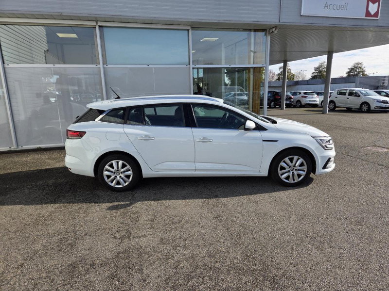 Photo 2 de l'offre de Renault Mégane Estate (4) Business Blue dCi 115 -21N à 13490€ chez Carlyss automobiles Vitré