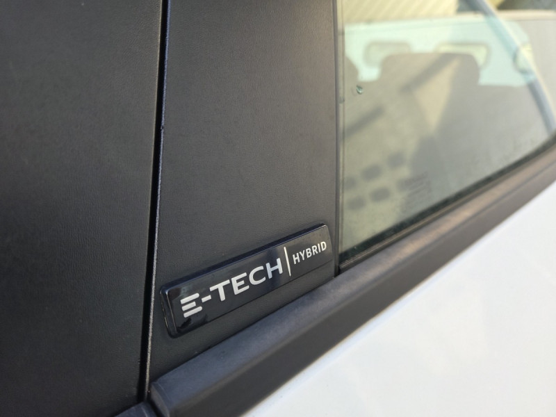 Photo 6 de l'offre de RENAULT Clio (5) Business E-TECH 140 -21 à 13490€ chez Carlyss automobiles Vitré