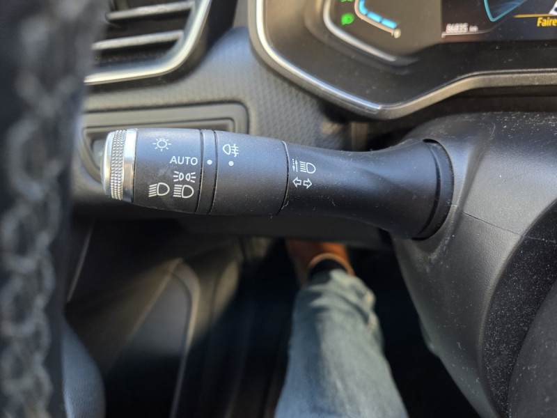 Photo 21 de l'offre de RENAULT Clio (5) Business E-TECH 140 -21 à 13490€ chez Carlyss automobiles Vitré