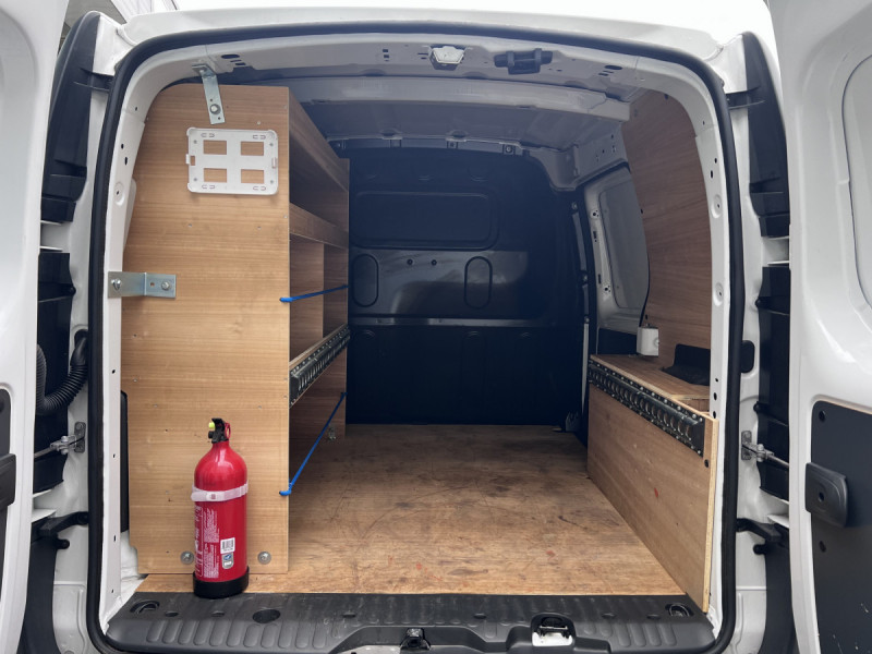 Photo 18 de l'offre de Renault Kangoo Express (2) 10825 euros HT Extra R-Link dCi 90 EDC à 12990€ chez Carlyss automobiles Vitré