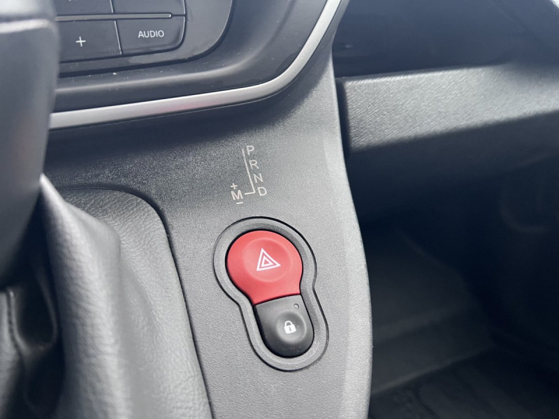 Photo 15 de l'offre de Renault Kangoo Express (2) 10825 euros HT Extra R-Link dCi 90 EDC à 12990€ chez Carlyss automobiles Vitré