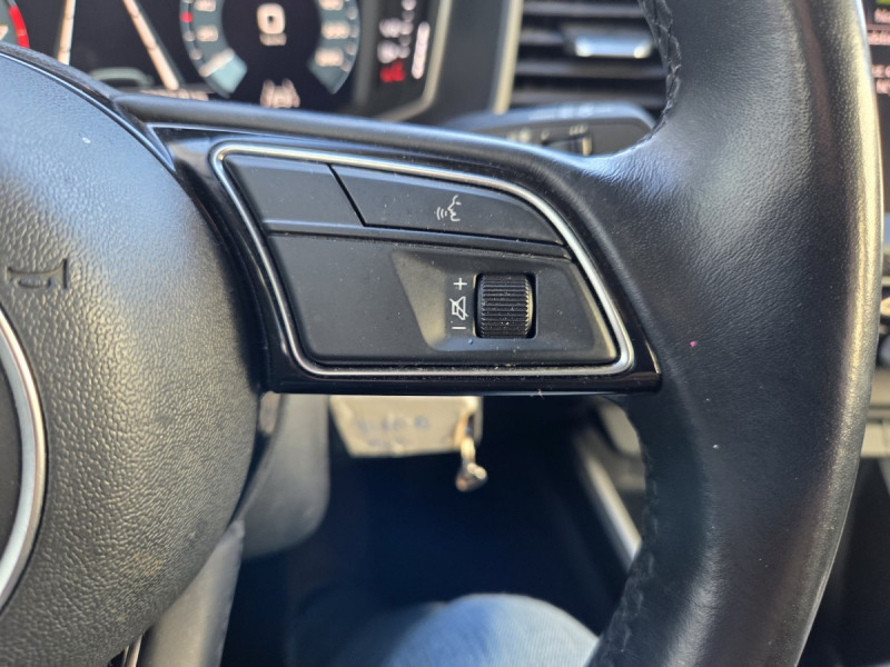 Photo 19 de l'offre de AUDI A1 Sportback (2) 1.0 TFSI 95 Design à 15990€ chez Carlyss automobiles Vitré