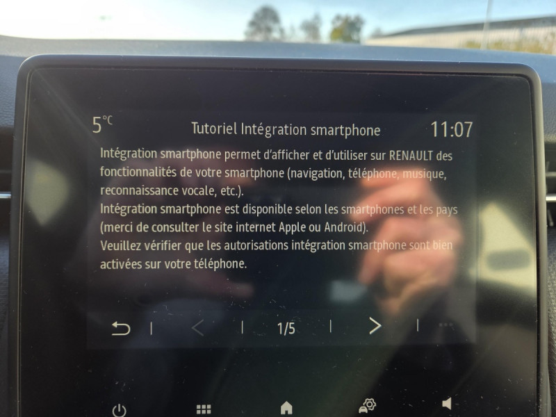 Photo 11 de l'offre de RENAULT Clio (5) Business Blue dCi 85 à 11490€ chez Carlyss automobiles Vitré