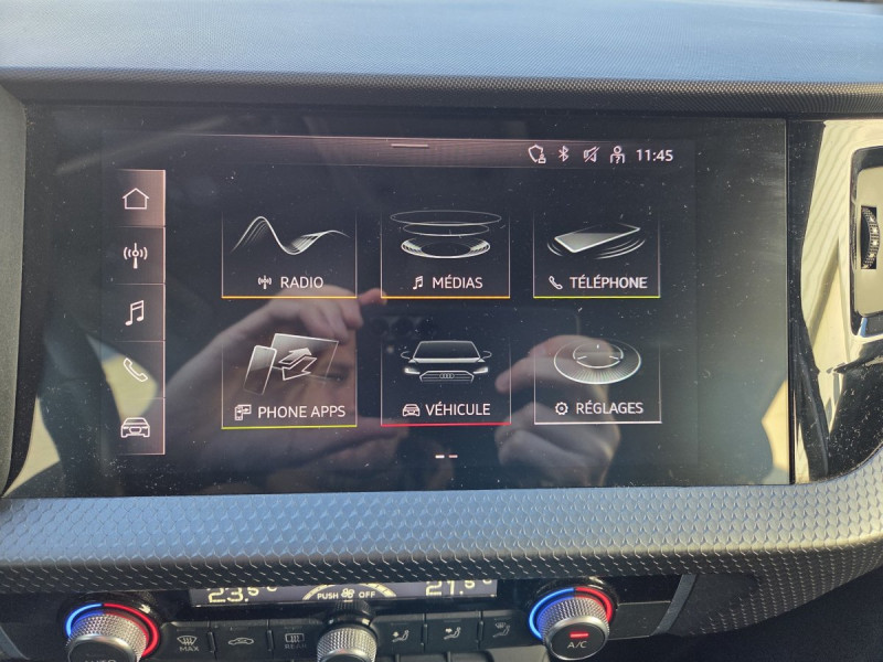 Photo 9 de l'offre de AUDI A1 Sportback (2) 1.0 TFSI 95 Design à 15990€ chez Carlyss automobiles Vitré