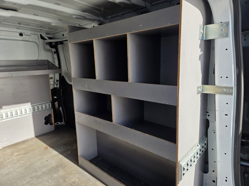 Photo 18 de l'offre de Renault Trafic (3) 12325 euros HT NV FG GCF L1H1 1000 dCi 120 à 14790€ chez Carlyss automobiles Vitré