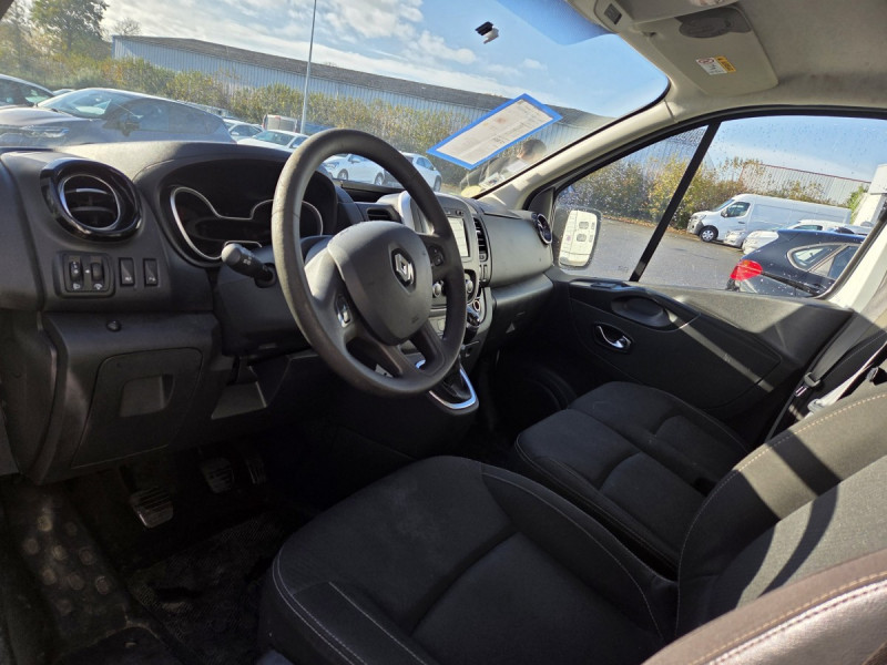 Photo 6 de l'offre de Renault Trafic (3) 12325 euros HT NV FG GCF L1H1 1000 dCi 120 à 14790€ chez Carlyss automobiles Vitré