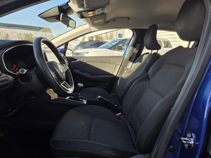 Photo 6 de l'offre de RENAULT Clio (5) Business Blue dCi 85 à 11490€ chez Carlyss automobiles Vitré