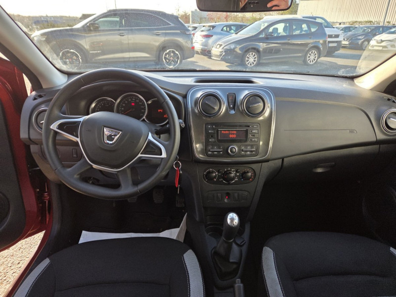 Photo 8 de l'offre de Dacia Sandero (2) Stepway Ambiance TCe 90 E6 à 8490€ chez Carlyss automobiles Vitré