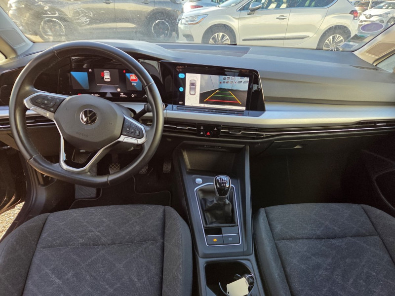 Photo 9 de l'offre de Volkswagen Golf (8) 1.0 TSI OPF 110 BVM6 Life Busi à 17990€ chez Carlyss automobiles Vitré