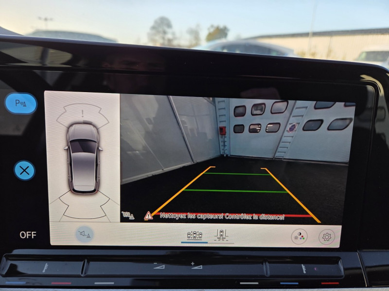 Photo 10 de l'offre de Volkswagen Golf (8) 1.0 TSI OPF 110 BVM6 Life Busi à 17990€ chez Carlyss automobiles Vitré