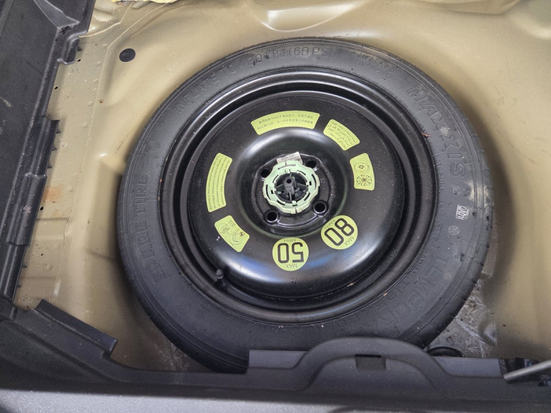 Photo 18 de l'offre de CITROEN C3 Picasso BlueHDi 100 BVM Feel Edition à 9490€ chez Carlyss automobiles Vitré