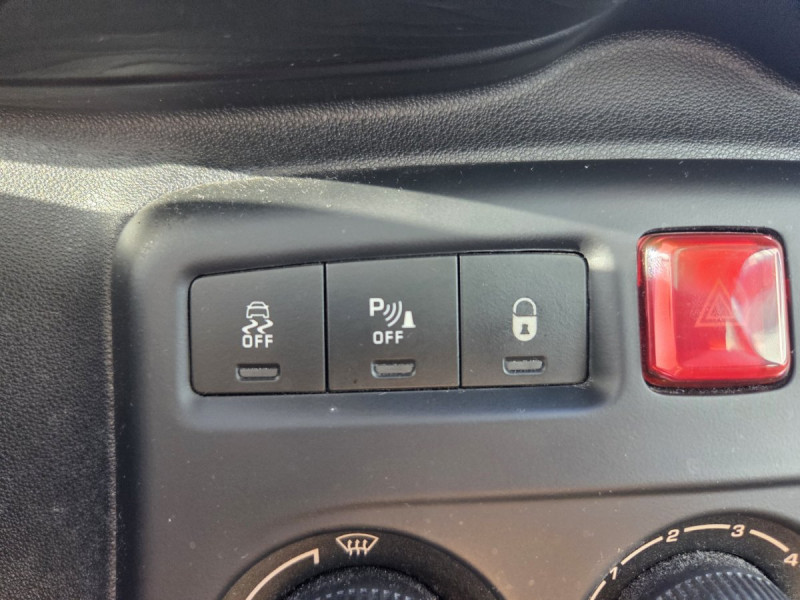 Photo 12 de l'offre de CITROEN C3 Picasso BlueHDi 100 BVM Feel Edition à 9490€ chez Carlyss automobiles Vitré